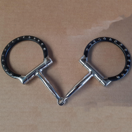 Snaffle de show rivets